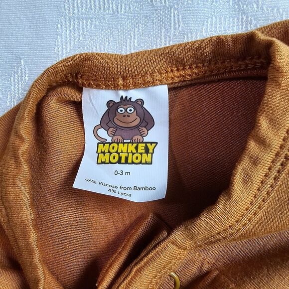 NWOT Monkey Motion Baby Nightgown / Romper Natural Fabric Versatile sz 0-3 mo - Picture 3 of 5